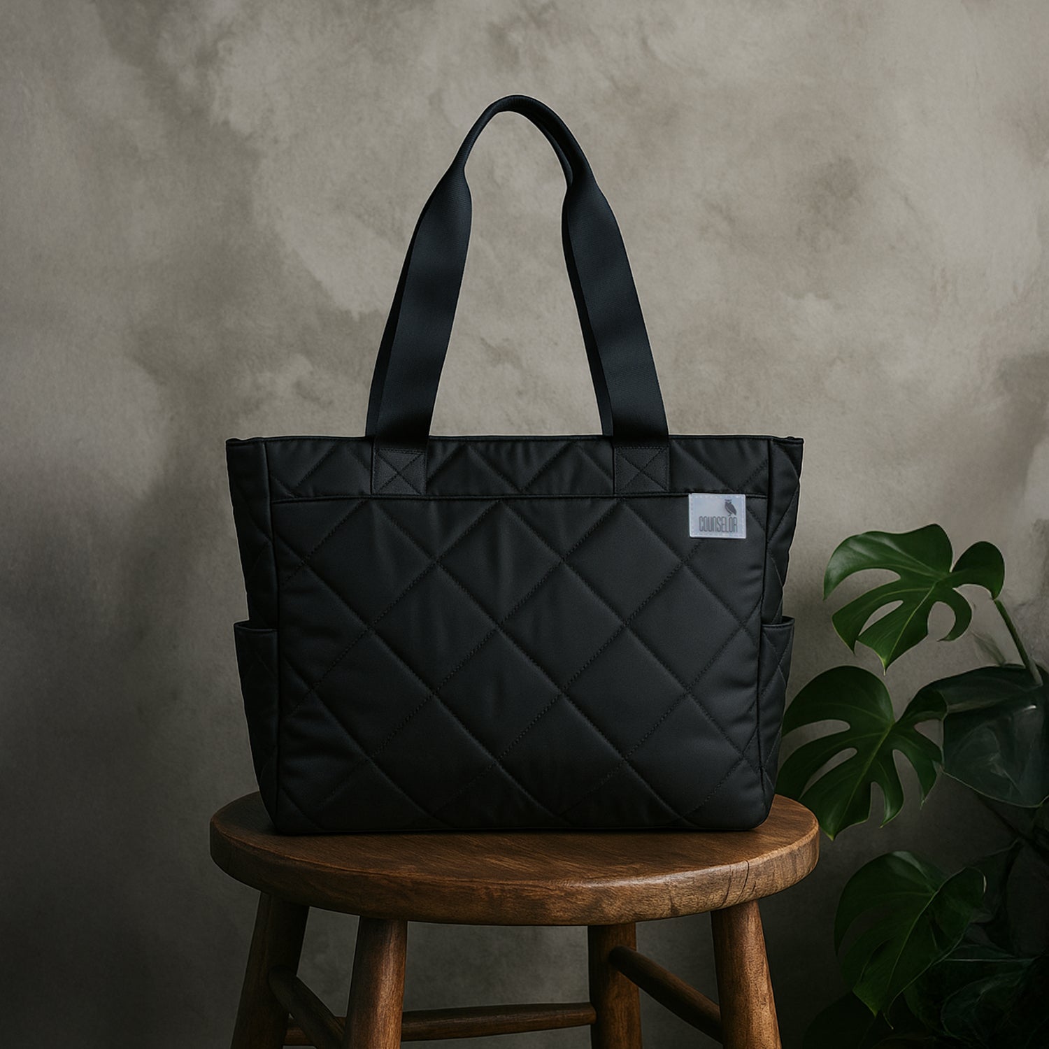 THE AURA - BLACK  QUILTED TOTE BAG