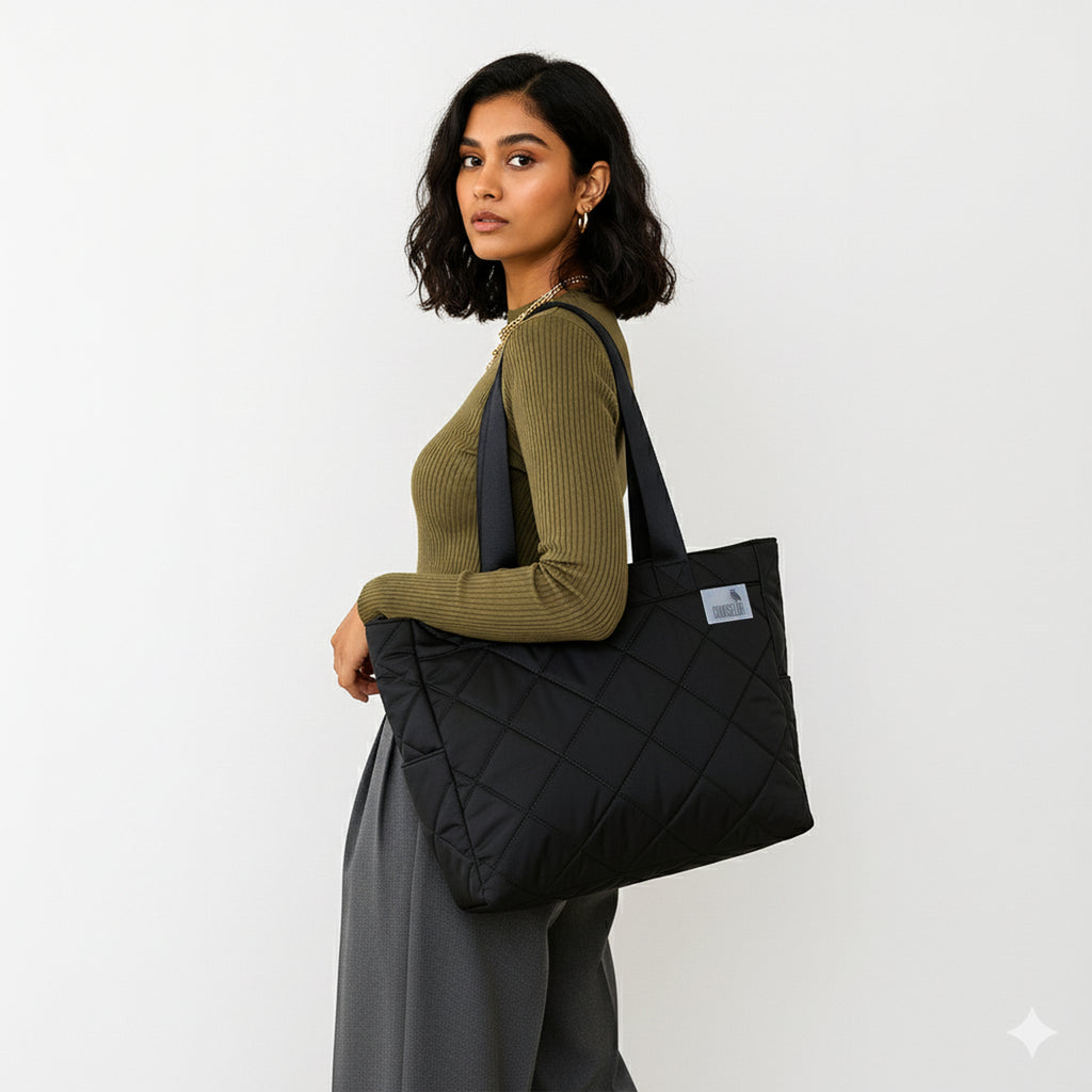 THE AURA - BLACK  QUILTED TOTE BAG