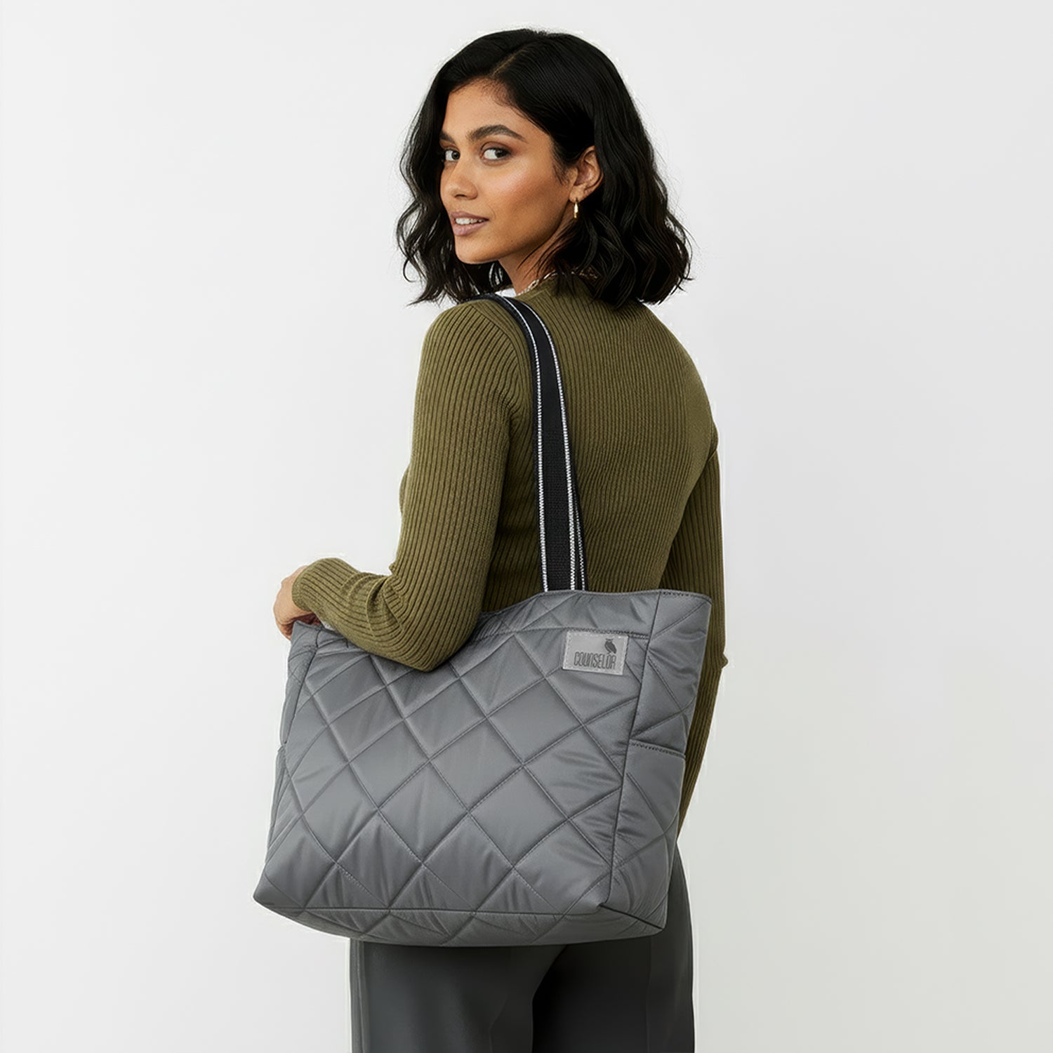 THE AURA - GREY QUILTED TOTE BAG